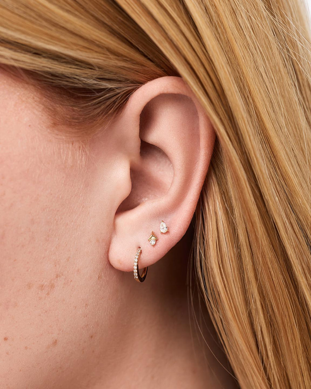 18K gold-plated - Diamond Pear Flatback Studs by MAVERA