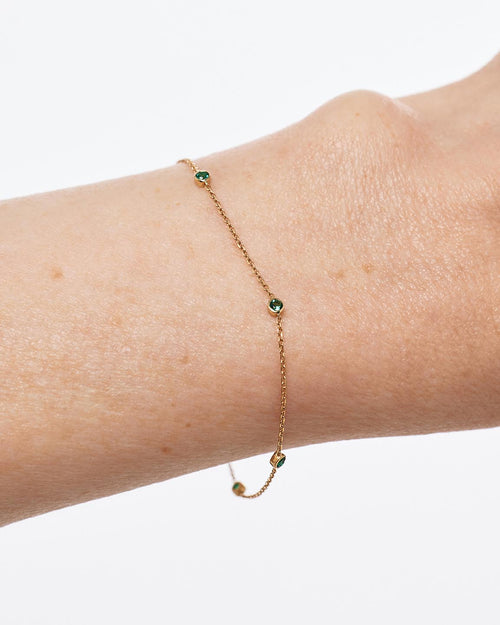 18K gold-plated - Garnet Birthstone Station Bracelet by MAVERA