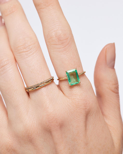 18K gold-plated - Green Sapphire Spritz Ring by MAVERA