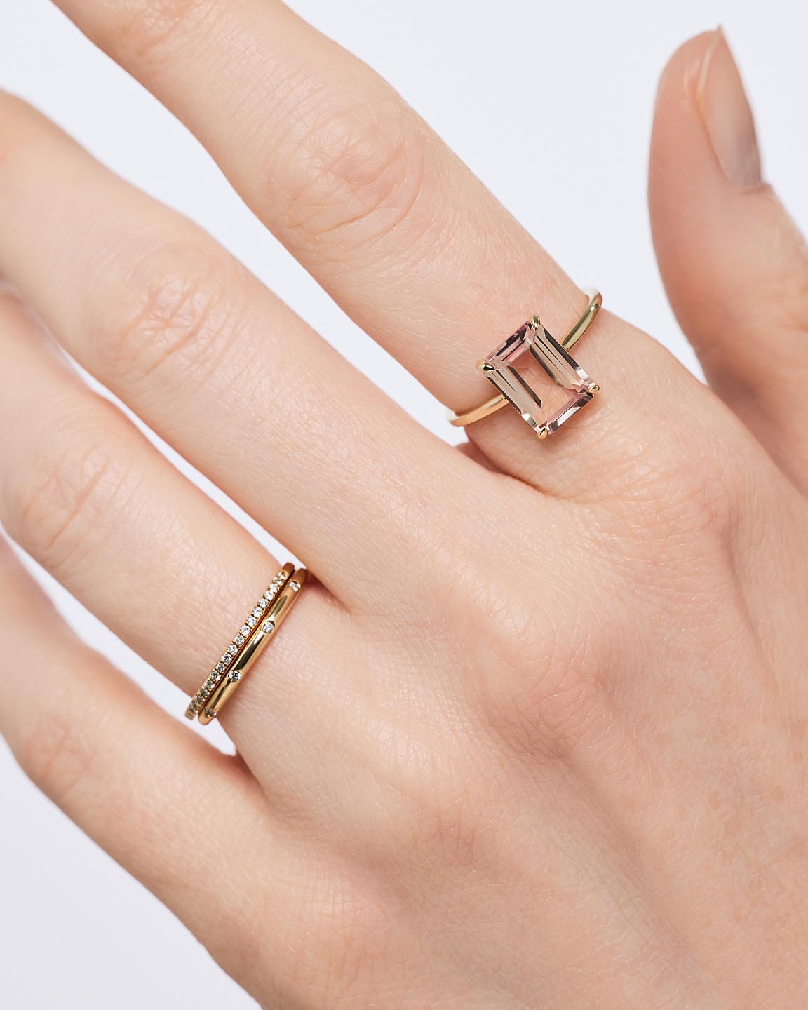 18K gold-plated - Light Pink Sapphire Spritz Ring by MAVERA