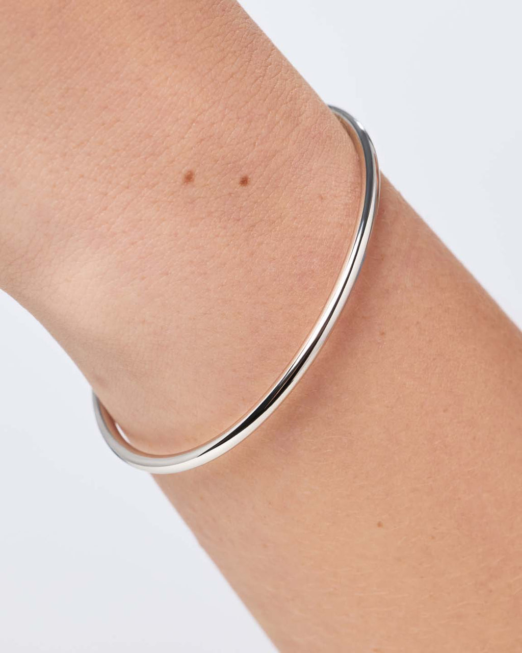 Silver Bangle - Carter Silver (3mm) by MAVERA
