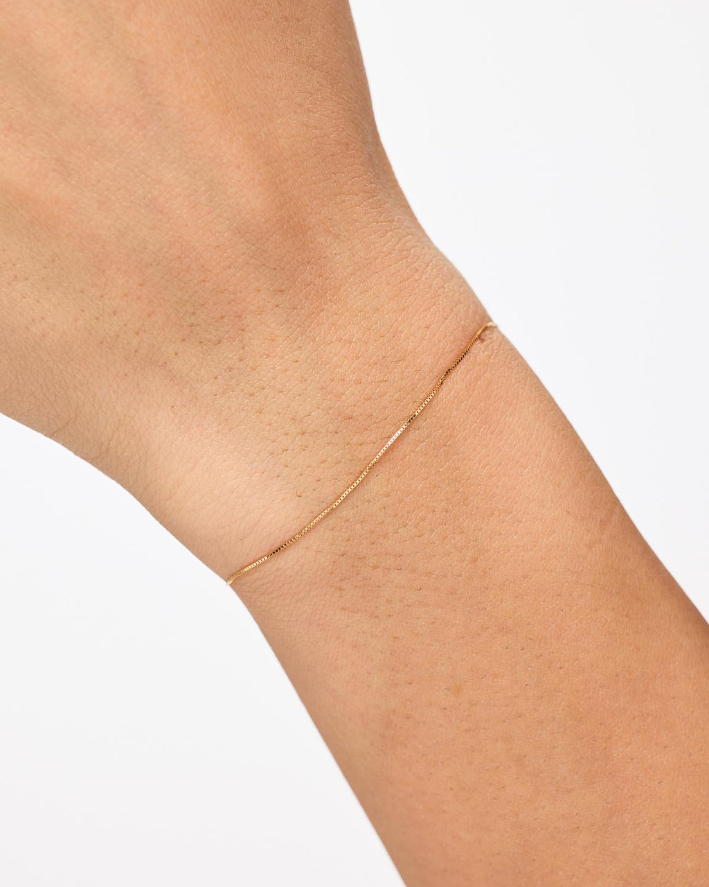 18K gold-plated - Gold Mini Box Chain Bracelet by MAVERA