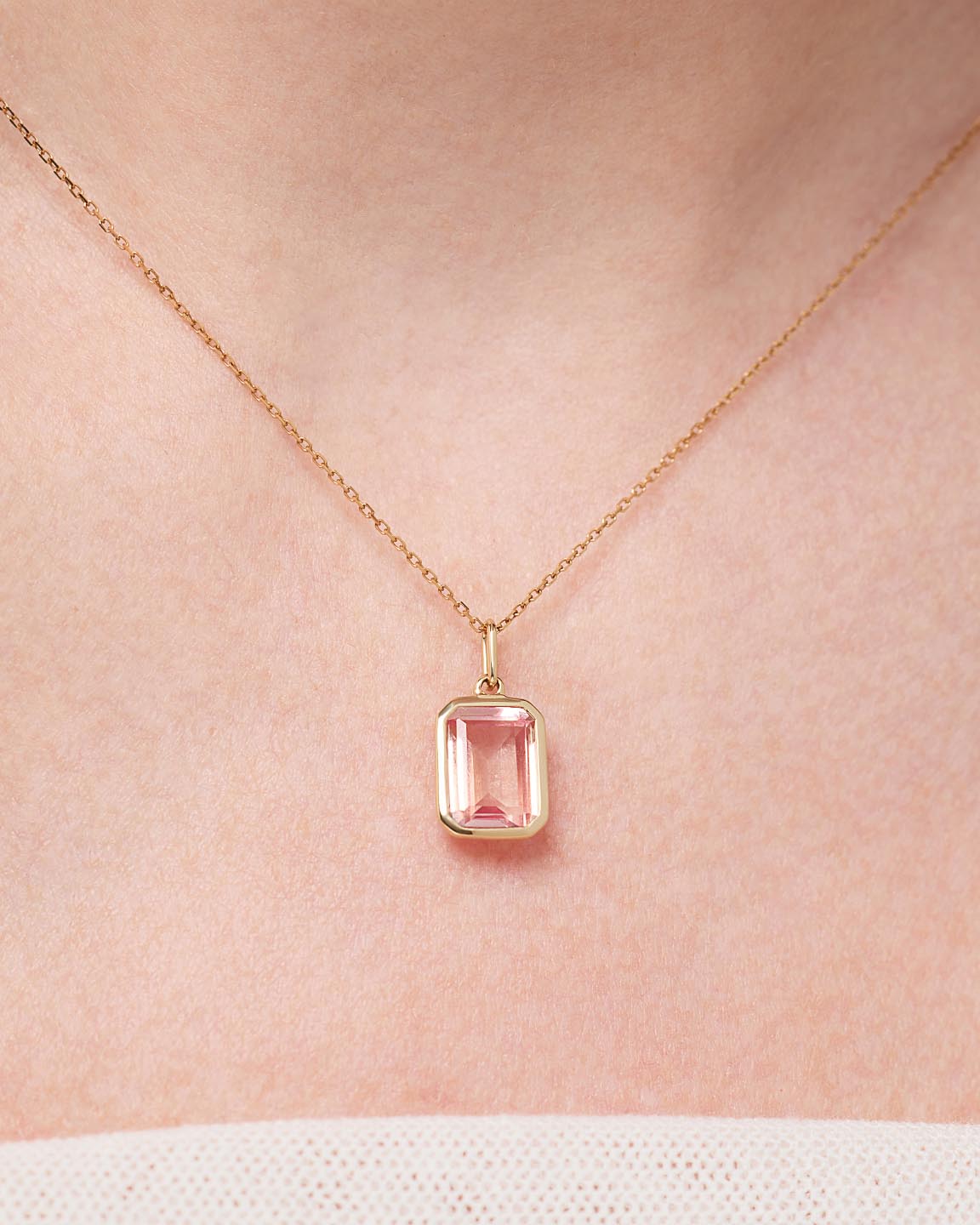 18K gold-plated - Light Pink Sapphire Spritz Necklace by MAVERA