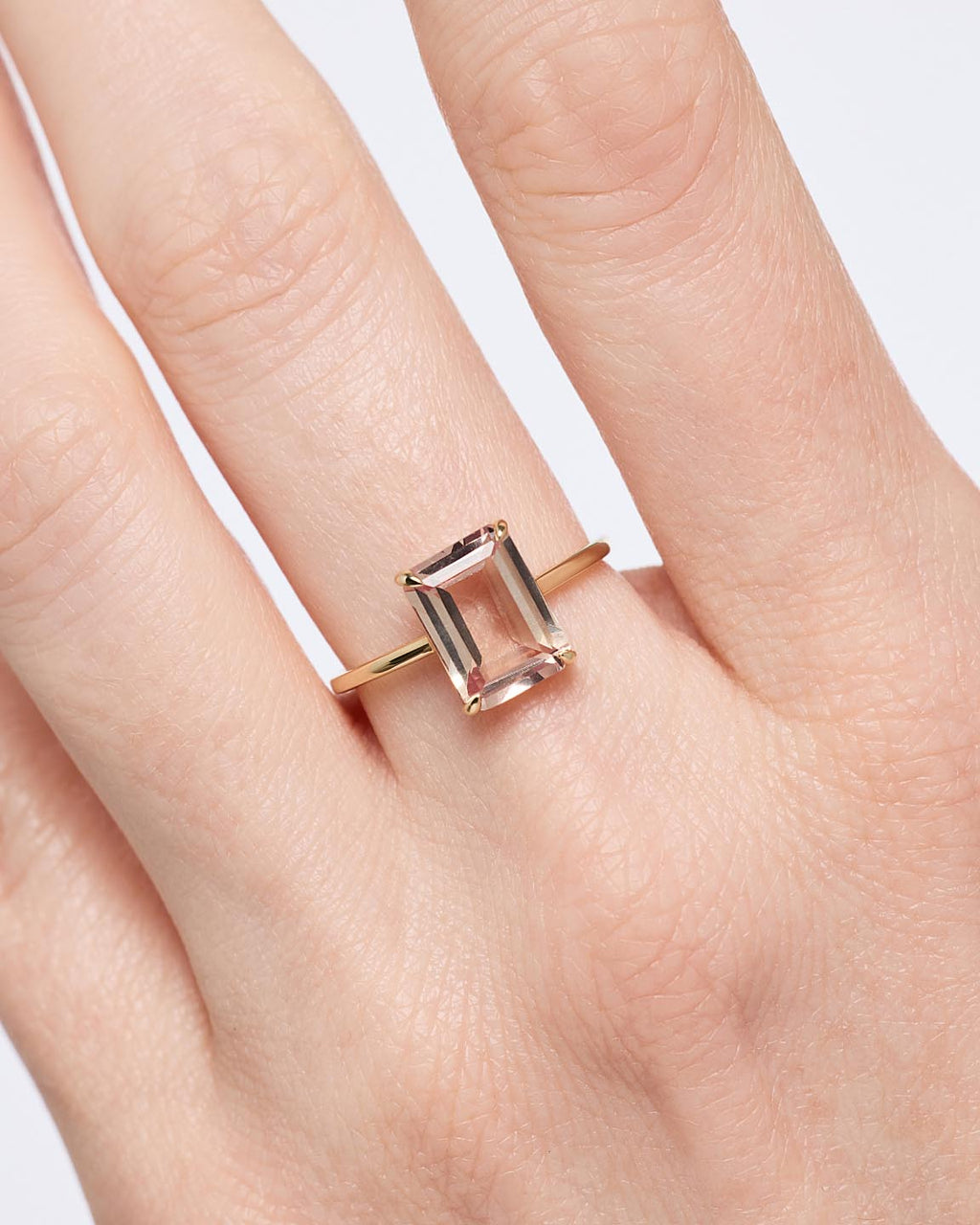 18K gold-plated - Light Pink Sapphire Spritz Ring by MAVERA