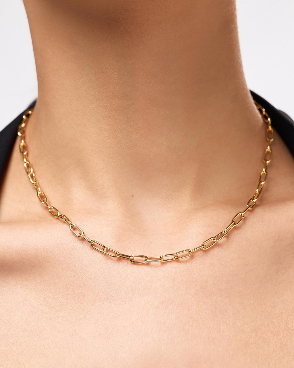 18K gold-plated - Large Paperclip Necklace by MAVERA