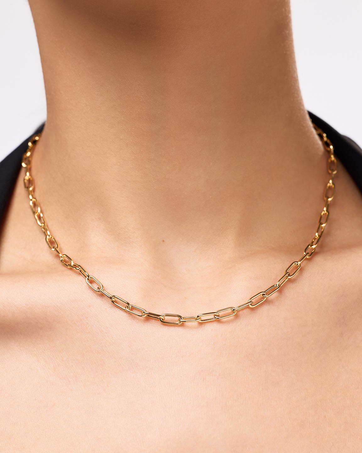 18K gold-plated - Large Paperclip Necklace by MAVERA