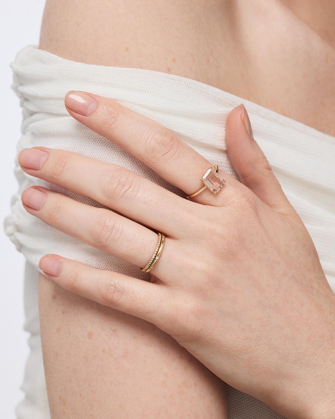 18K gold-plated - Light Pink Sapphire Spritz Ring by MAVERA