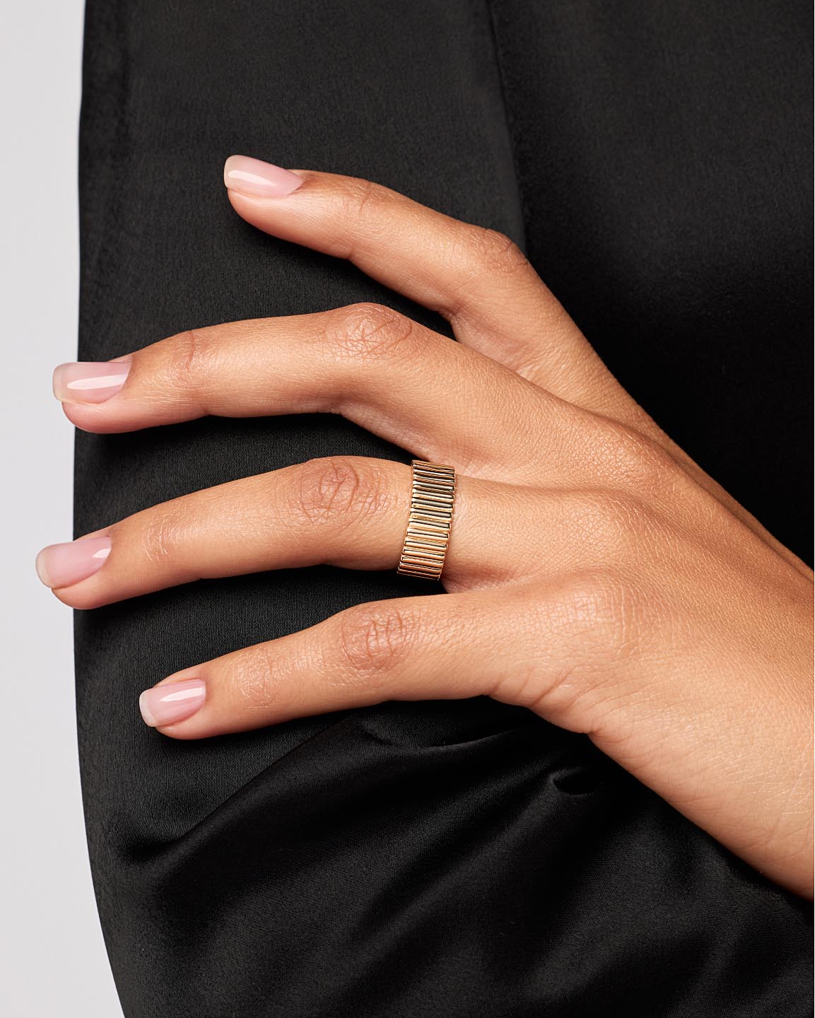 18K gold-plated - Galaxy Ring Wide by MAVERA