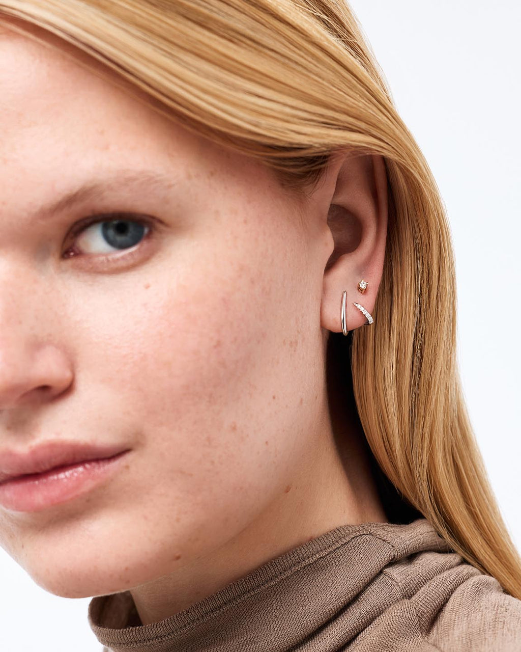 18K gold-plated - Diamond Aurora Huggie Studs by MAVERA
