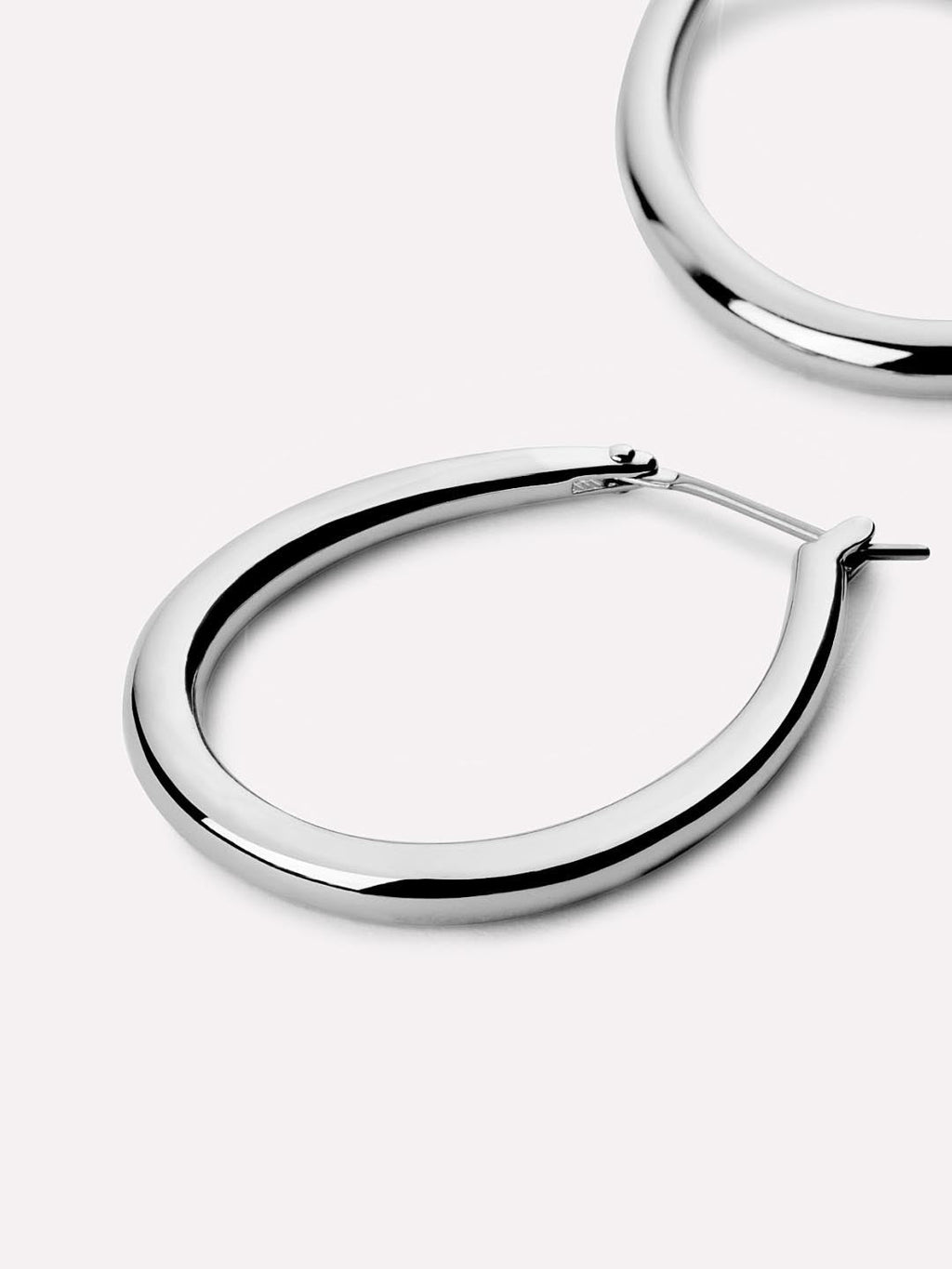 Silver Hoop Earrings - Cuidado Silver by MAVERA