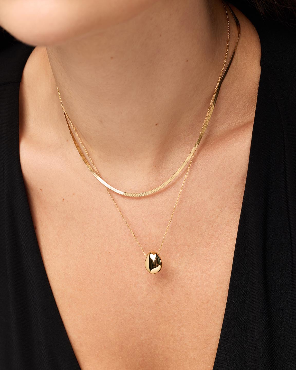 Gold Pendant Necklace - Pebble Mini by MAVERA
