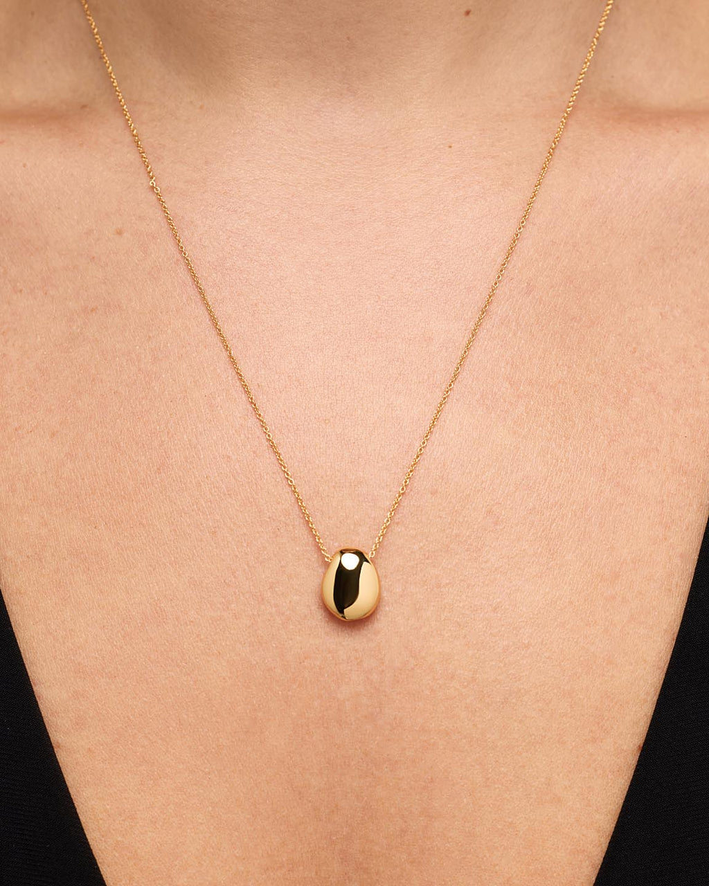 Gold Pendant Necklace - Pebble Mini by MAVERA