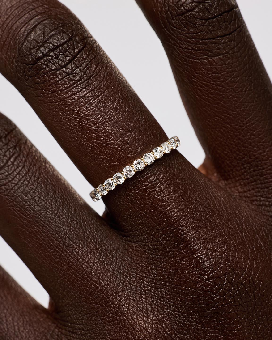 18K gold-plated - Eternity Diamond Ring (1 ctw) by MAVERA