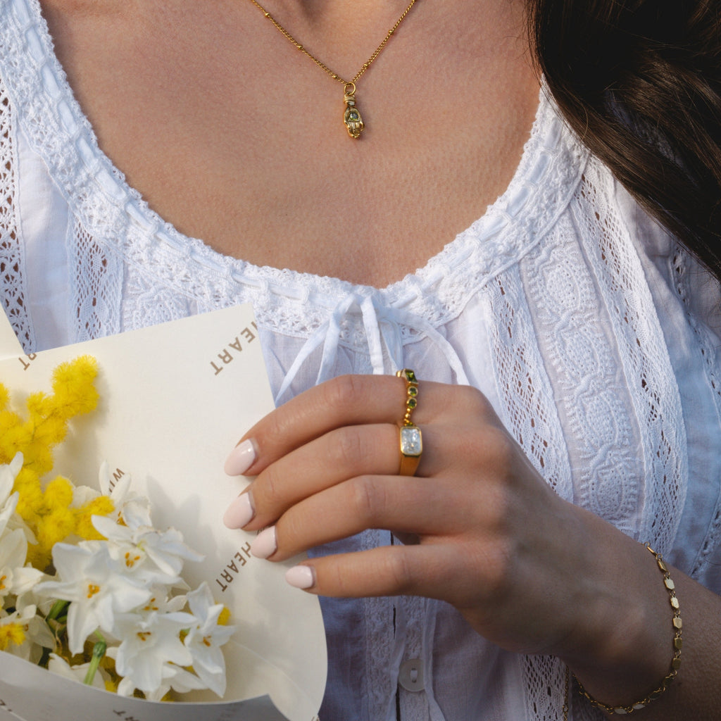 Classic Oval Ring
