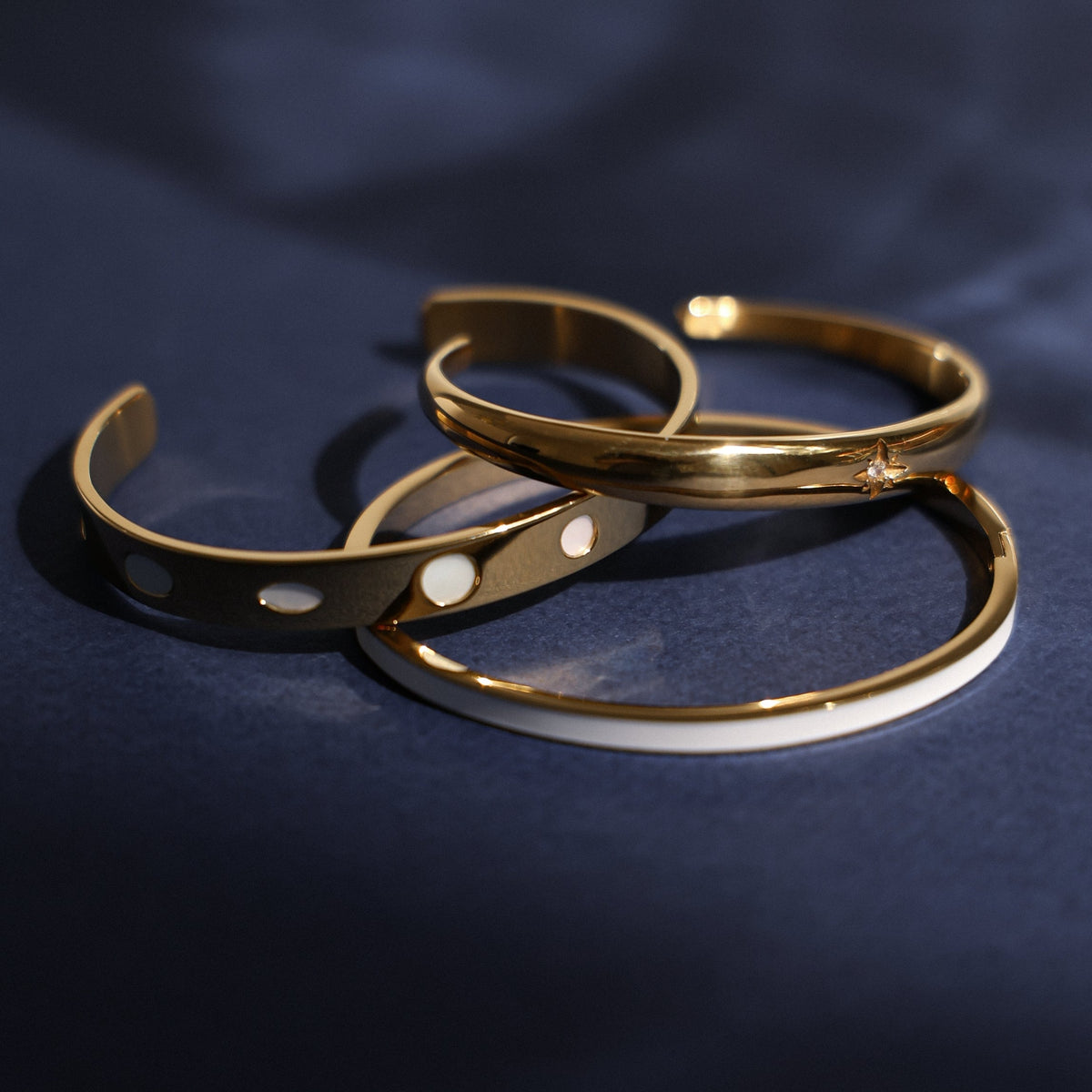 Halo Gold Bangle