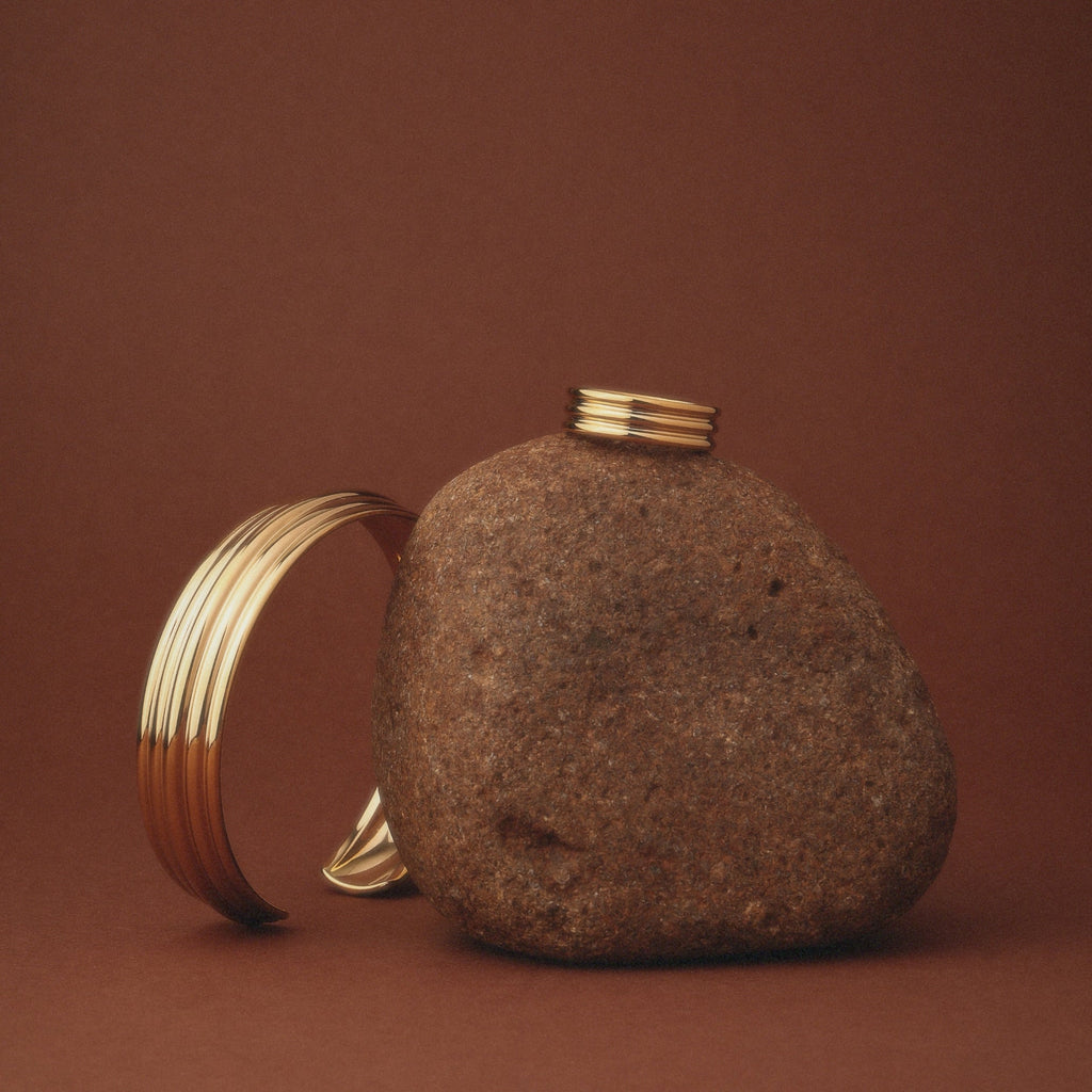 Linea Gold Cuff