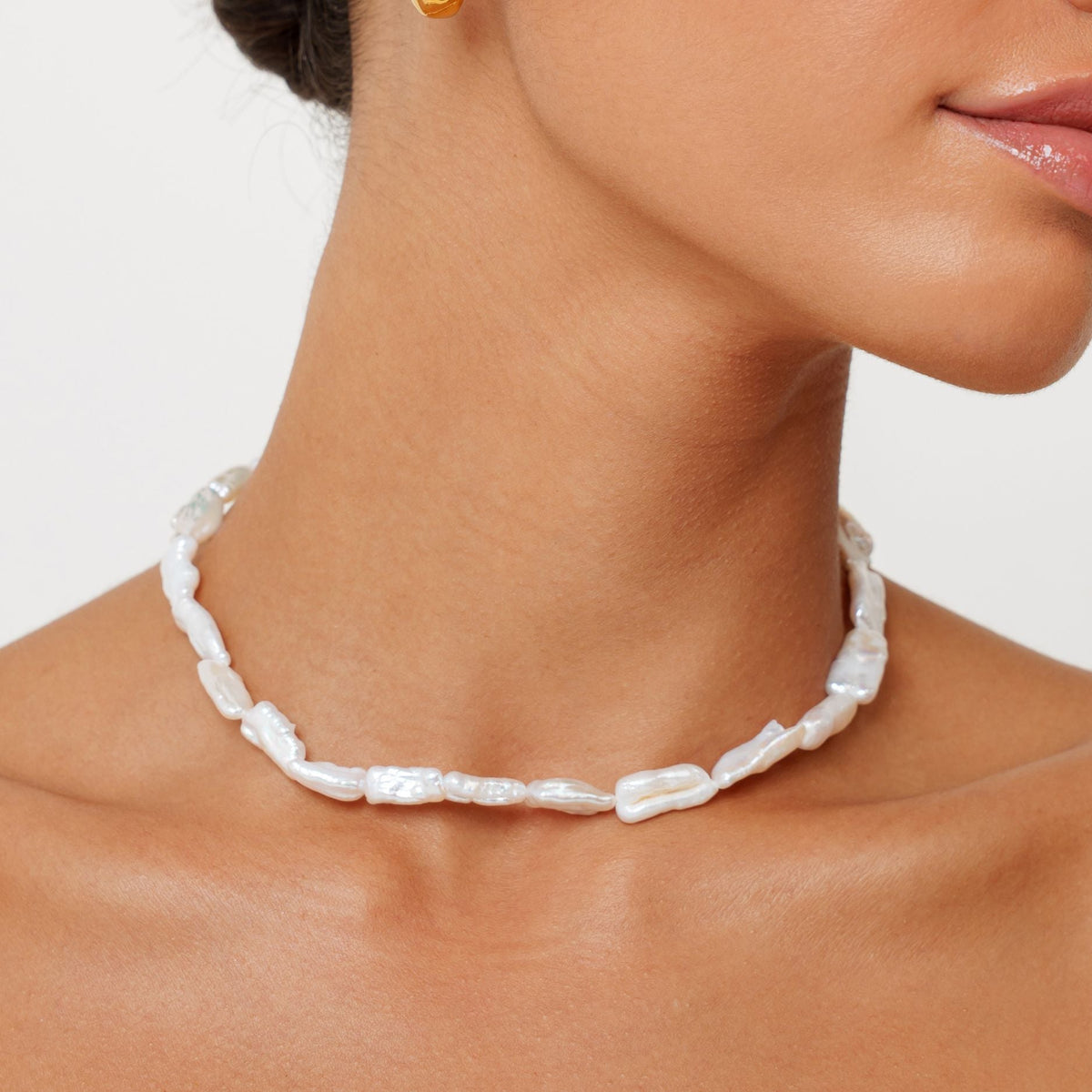 Long Pearl Choker