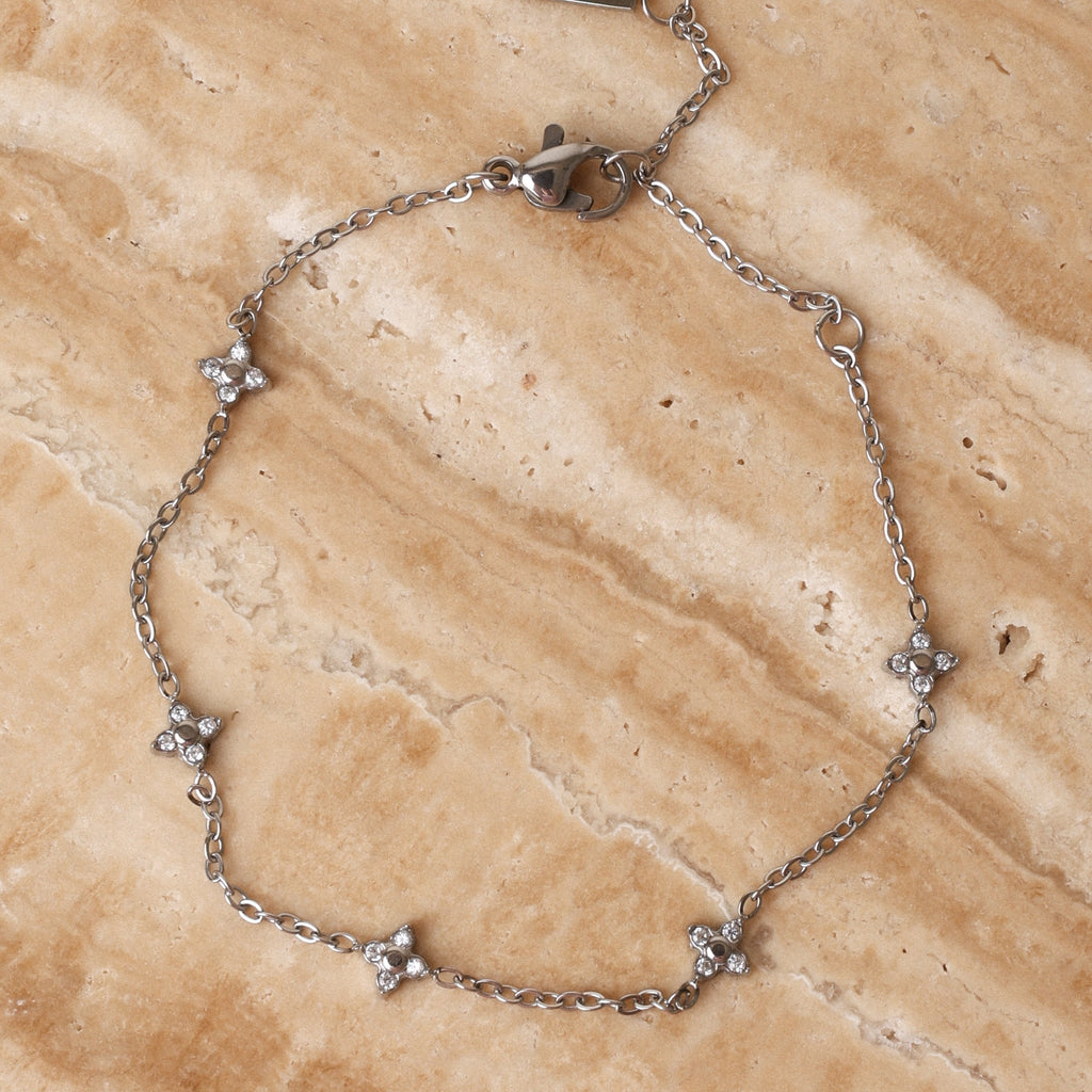 Quatrefoil Silver