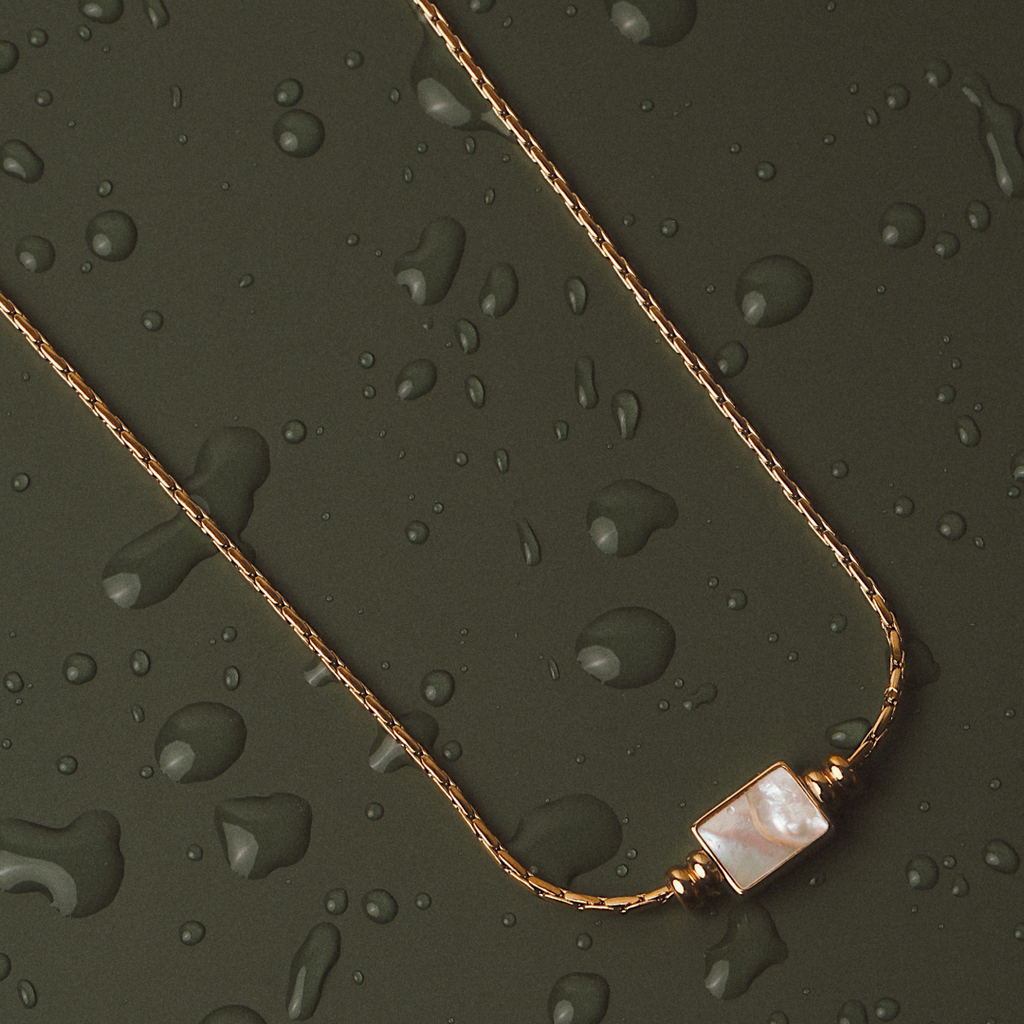 Snake Chain Pendant