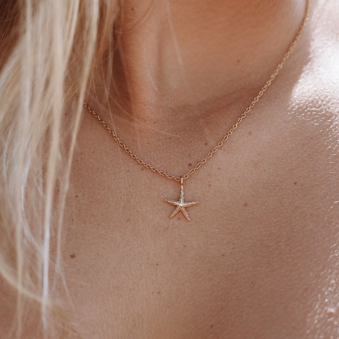 starfish-necklace-minimal-style